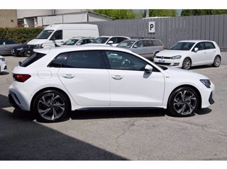 AUDI A3 Sportback 2.0 (35) Tdi 150cv S-tr. S-line edition