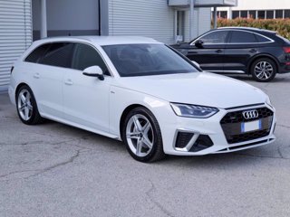 AUDI A4 Avant 2.0 (40) Tdi Quattro S-tronic S-line edition