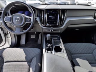 VOLVO XC60 2.0 B4 (d) automatico Core