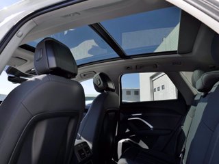 AUDI Q5 NEW 2.0 Tdi Quattro 204cv S-tronic S-line edition