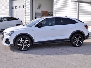 AUDI Q3 Sportback 2.0 Tdi 150cv S-tr. Id. Black Open Sky
