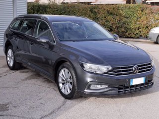 VOLKSWAGEN Passat Variant 2.0 Tdi 150cv Business Dsg