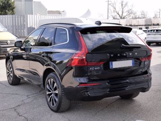 VOLVO V60 XC60 2.0 B4 Core aut.