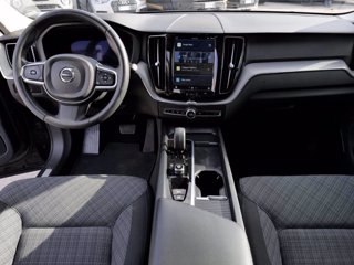 VOLVO V60 XC60 2.0 B4 Core aut.