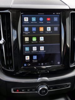 VOLVO V60 XC60 2.0 B4 Core aut.